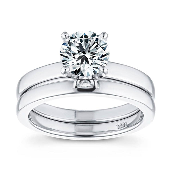 Traditional Solitaire Wedding Ring Set